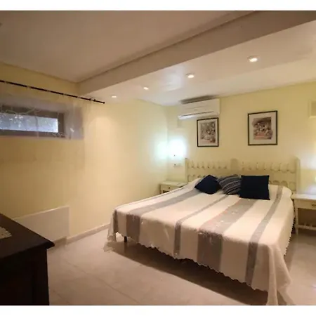 Valet Villa *